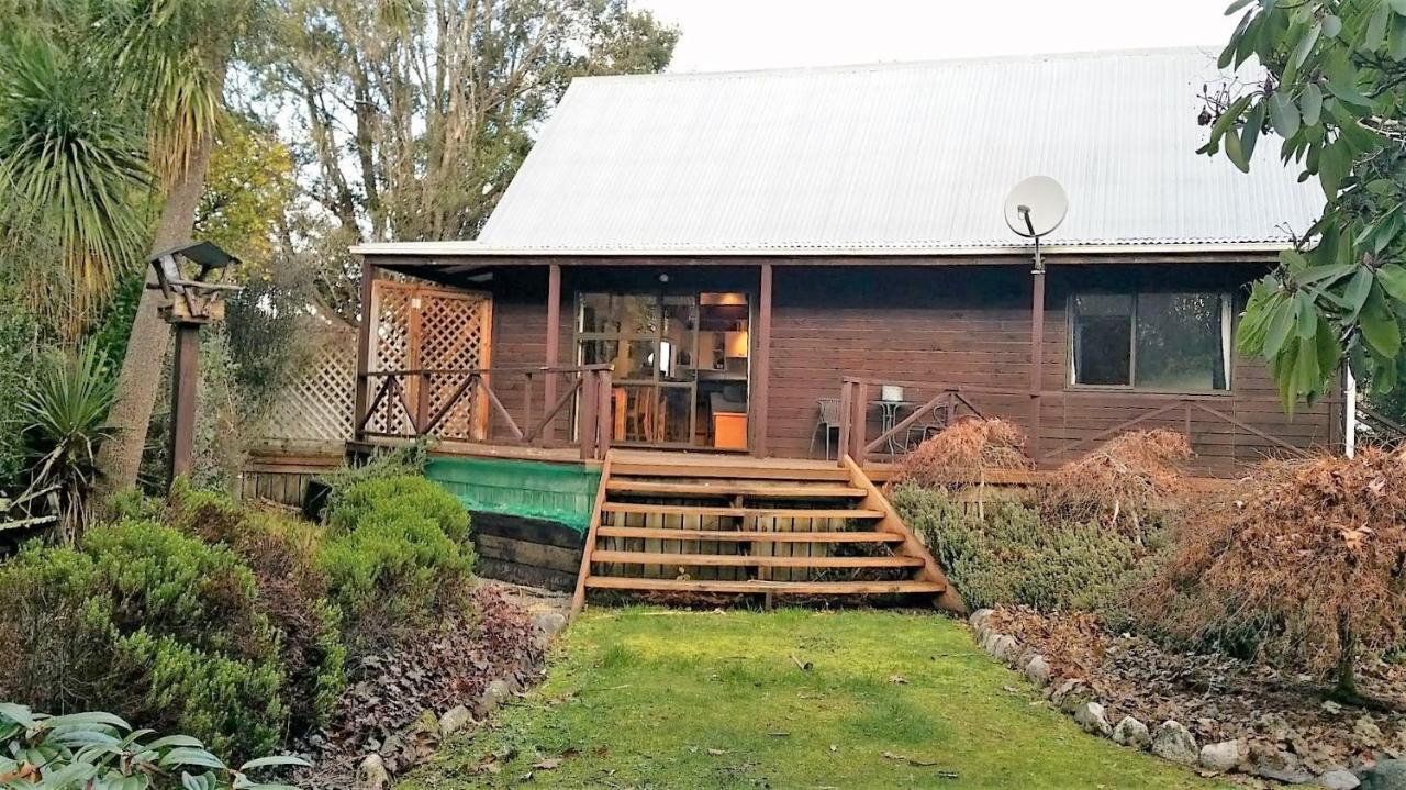 The Lancewoods Villa Te Anau Exterior photo